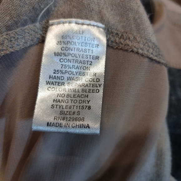 LAST CHANCE Akira Loose Fit Bat Wing Top - Picture 12 of 16